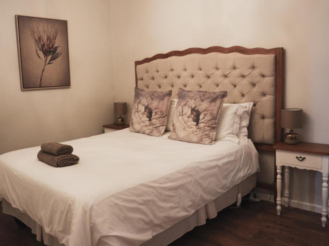 Dellville Country House & Cottages Carnarvon Номер фото
